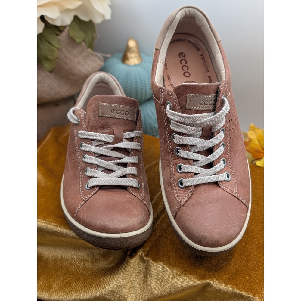 ECCO Chase II Tie Leather Sneakers Dusty Rose Pink Mauve 38/ 7-7.5US Comfort